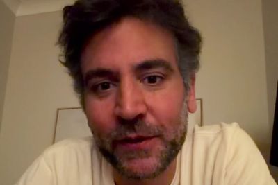Josh Radnor Admits He Is No Longer Close to 'How I Met Your Mother' Cast: 'Not Even a Little Bit'