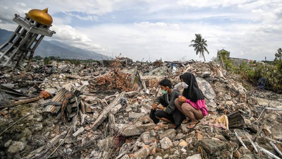 84-year-old woman found alive inside the rubble ‘Like a miracle,’ three days after Indonesia earthquake