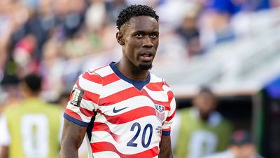 England Chief Slams FIFA for ‘Troubling’ Folarin Balogun Red Card Scandal
