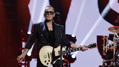 "I did a donor transplant. Unfortunately, it didn't stick. So the cancer has returned." Def Leppard guitarist Vivian Campbell's cancer has returned, but he's refusing to live in fear