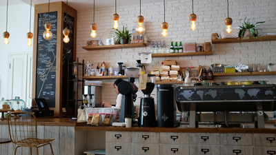 Oregon woman shatters coffee shop’s door with a kick. But the shop is the one facing backlash: ‘these limp wristed simps’