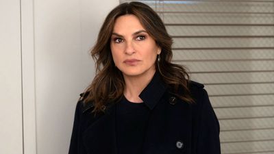 The Real Reason Mariska Hargitay Thinks She Was Asked To Host The Emmys