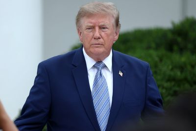 Trump vows ‘economic warfare on an unprecedented scale’ against Iran