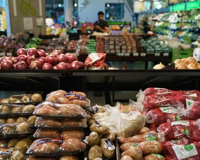 People in the US: how much do you spend on food per month?