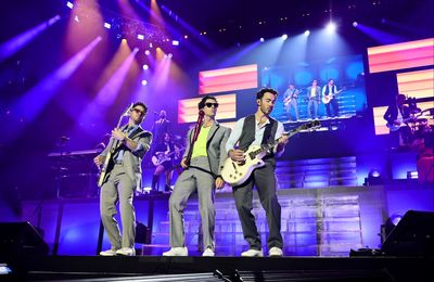 Jonas Brothers unleash new single at sold‑out MSG as Burning Up era returns