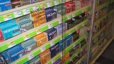 Nearly 40,000 "non-compliant" condoms sold in France: authorities urge testing