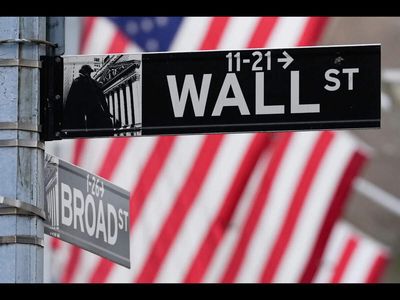 US stocks: US market rebounds, but yield surge sets stage for weekly losses