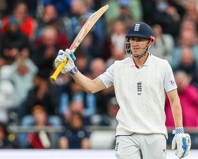 Pakistan fail to tap into underdog magic as Headingley braces for men’s Test hiatus