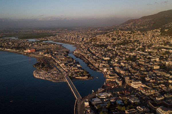 First deportation flight lands in Haiti after TPS suspension