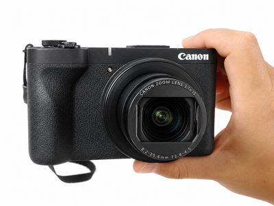 Canon PowerShot V1 Hands-On Review: A Compact Creator Camera