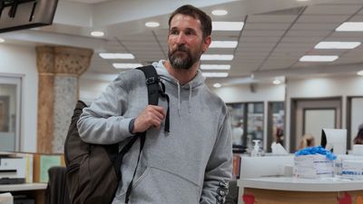 Robby's Return Is Confirmed In The Pitt's First Season 3 Footage, But I'm Worried About Someone Else