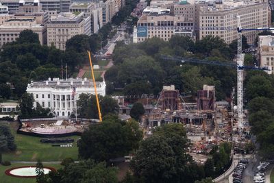 Supreme Court's chief justice allows work on Trump’s $400M White House ballroom to continue for now
