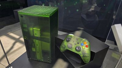 Xbox's "OG Green" Series X25 console might cost nearly $900, with rumors aligning the $100 premium with a Black Friday launch.