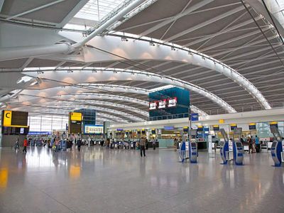 LG reviews operationalisation of commercial flights from Thoise, Kargil airports in Ladakh