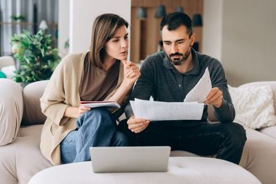 You’re 50 With a Good Salary — So Why Does Retirement Still Feel So Far Away?
