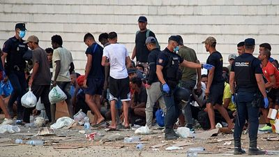 Health ministry mobilises vaccines to Ceuta after tuberculosis and scabies cases detected