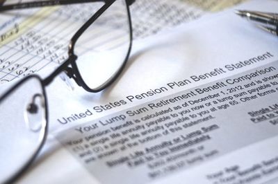 7 Reasons Taking the Pension Lump Sum Could Be the Wrong Move
