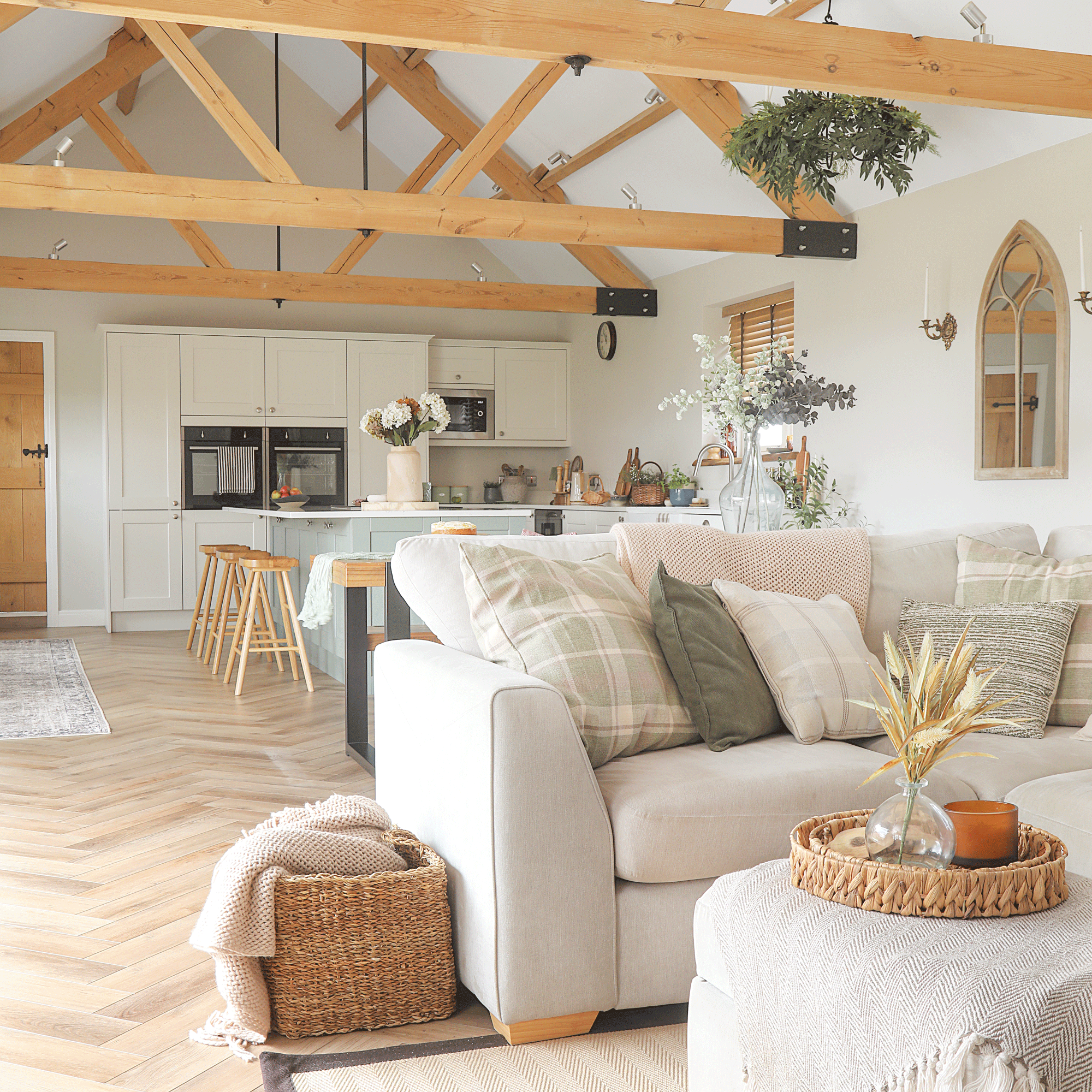 This newly built barn has all the country casual vibes going for it