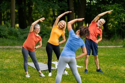What your grip strength and balance really say about healthy aging
