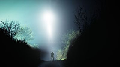'We Want to Believe' book explores the reality of UFOs: 'It's always going to be more likely that someone is wrong about what they saw' (interview)