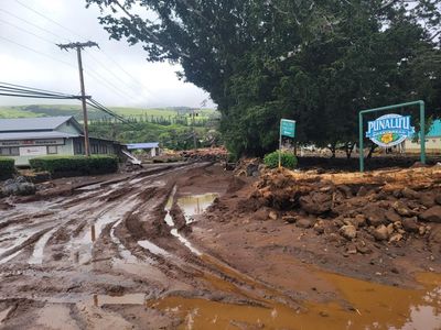 Tropical Storm Moke poised to slam into Hawaii just days after Hurricane Lala