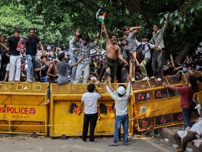 'Your anger is their content': Delhi Police personnel urged not to engage with protesters