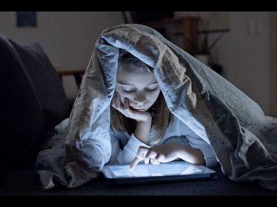 Is Rainy-Day Screen Time Making Your Child More Irritable? What Parents Should Know
