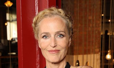 Gillian Anderson's elegant ME+EM dress proves the fit-and-flare style deserves a place in everyone's wardrobe