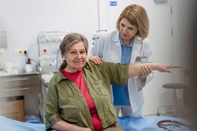The Exam Starts Before You Sit Down: 10 Things Doctors May Notice Right Away