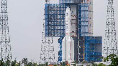 Bad weather delays launch of China's historic Chang'e 7 mission to moon's south pole