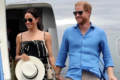 'Coming Home?': Madame Tussauds Trolls Harry and Meghan With Suitcases Ahead of UK Return