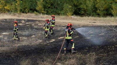 Planes, helicopters, crews: How Europe is scrambling to contain a record wildfire season