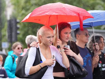 London weather: Capital faces five days of rain and thundery showers as bank holiday washout looms