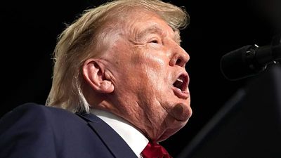US threatens Iran with 'economic D-Day' as markets await sanctions announcement