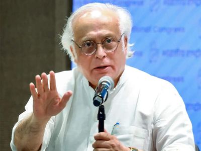 Congress slams government on 'skyrocketing' price rise, takes swipe over 'achche din' promise