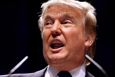 Doctor Exposes Donald Trump's Reportedly 'Distinctly Involuntary Spasms' and Warns of 'Damage to the Brain'