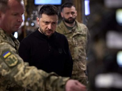 ‘Ukraine wants peace, not surrender’: Zelenskiy draws red line with Russia