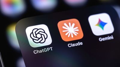 I found an easier way to transfer my chats between ChatGPT, Claude and Gemini — and it only takes a single Chrome extension