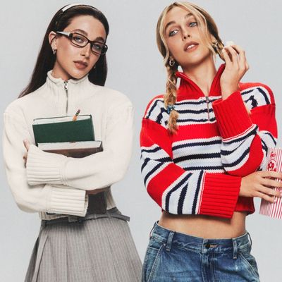 Emma Chamberlain Just Kicked Off Sweater Season With J.Crew's New Rollneck