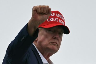 Trump veers from boredom to denial after six months of Iran war