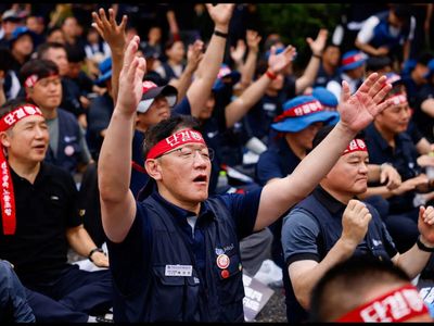 Hyundai Motor's union reaches preliminary wage deal, averting more strikes