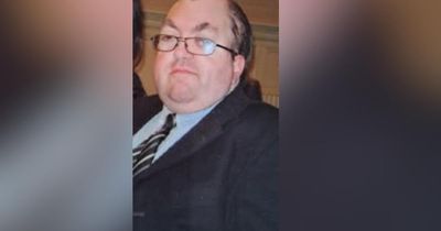 Murder probe launched after man found unresponsive on busy street
