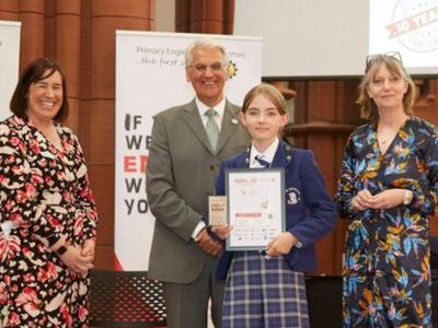 This 12-year-old schoolgirl designed a solar-powered heated blanket for homeless people after seeing them struggle through winter