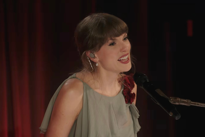 Why Fans Are Convinced Taylor Swift's Green Dress Is a Massive Clue for Her Debut Re-Release