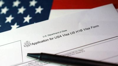 H-1B proposed fee could face legal challenge as immigration lawyers question DHS authority