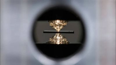 In 1997, Carnegie and Russian scientists turned sulfur into a superconductor at 93 GPa. 29 years later, the discovery still helps physicists understand materials that can conduct electricity without resistance