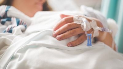 San Diego woman missing her arms and legs after going in for emergency heart surgery