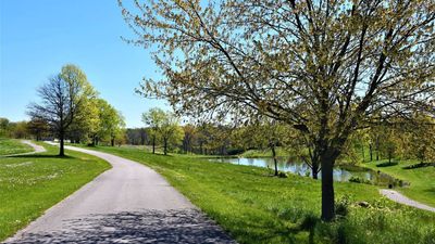A Kentucky county closed a 225-acre golf course after it averaged only 9,000 to 10,000 rounds a year; the site is now becoming one of the county’s largest new public parks, with 70% preserved as greenspace