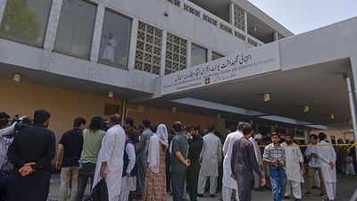 Fire kills 14 newborns at major hospital in Pakistan, officials say