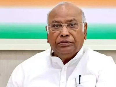 'Achche din' keep wrecking common person's budget: Congress slams Modi government